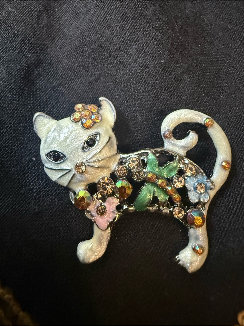 Rhinestone Floral Cat Brooch